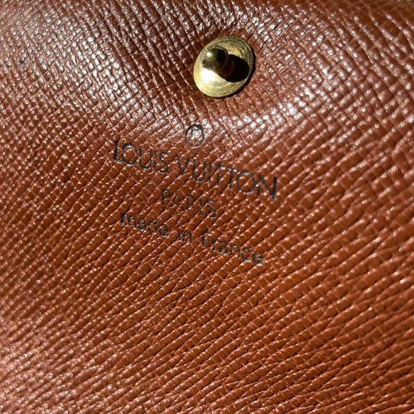 Louis Vuitton Monogram Bifold with Snap Wallet - Picture 14 of 16
